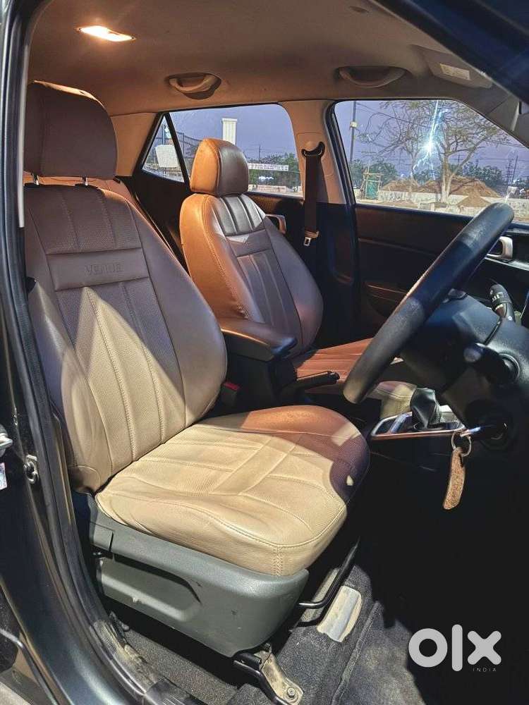 Hyundai Venue S 1.2 Petrol, 2021, Petrol