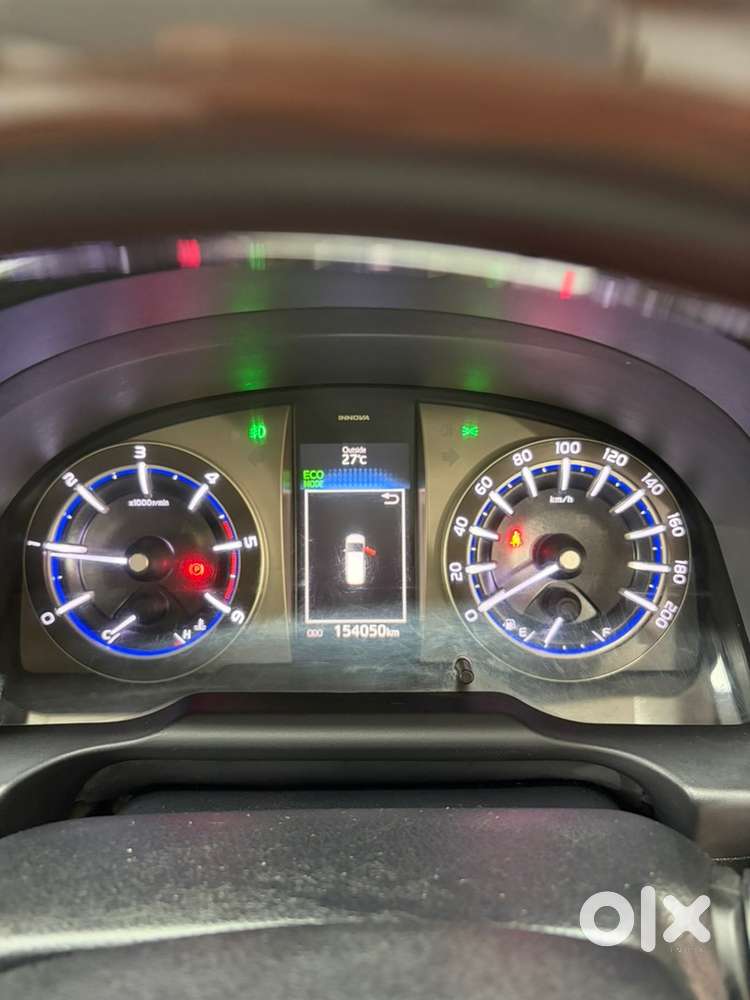 Toyota Innova Crysta 2017