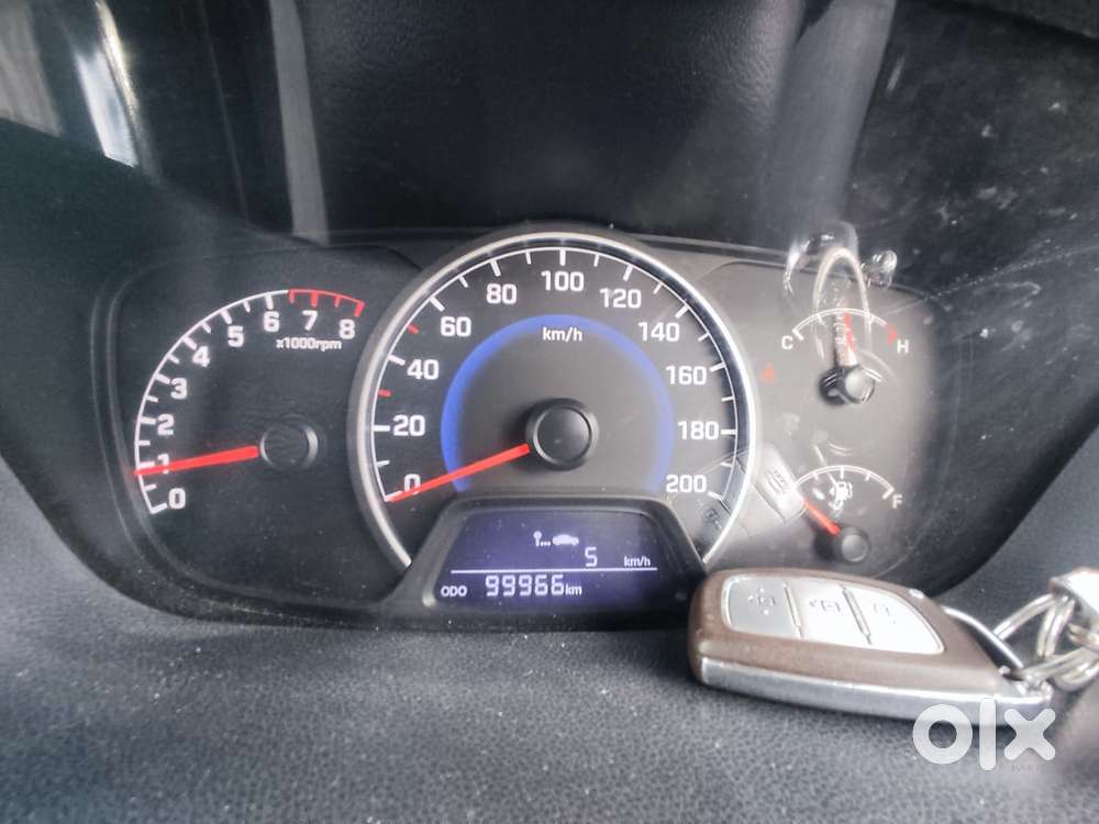 Hyundai Grand I10 Asta Option, 2016, Petrol