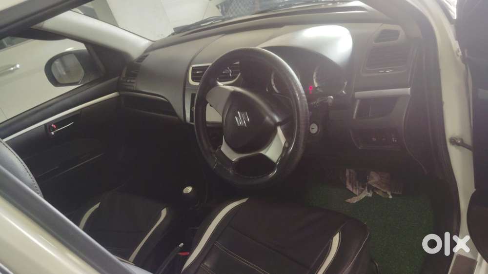 Maruti Suzuki Swift Vxi 1.2 Abs Bs-iv, 2014, Petrol