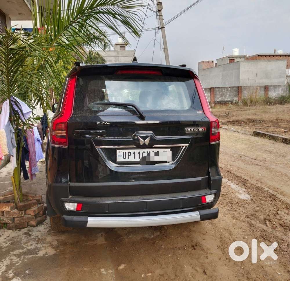 Mahindra Scorpio N Z4 Petrol Mt 7 Str, 2025, Petrol