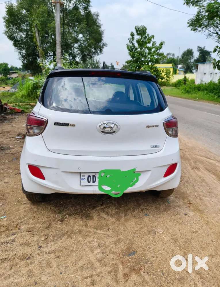 Hyundai Grand I10 Sportz 2015