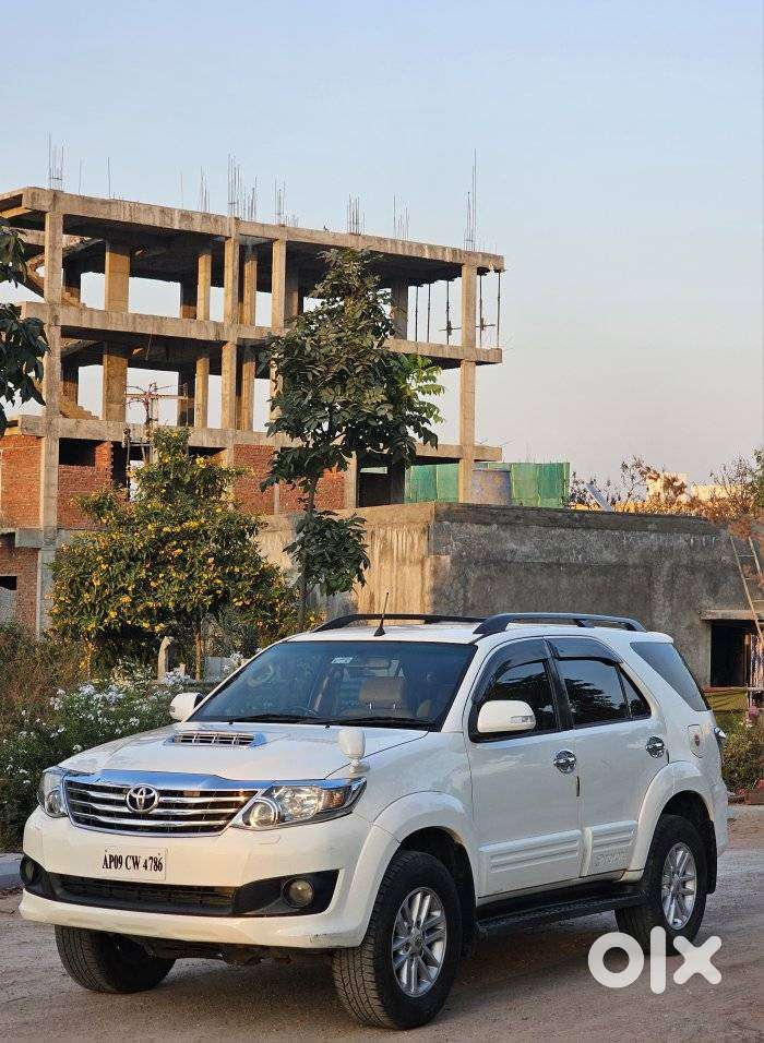 Toyota Fortuner 3.0 4x2 Automatic, 2014, Diesel
