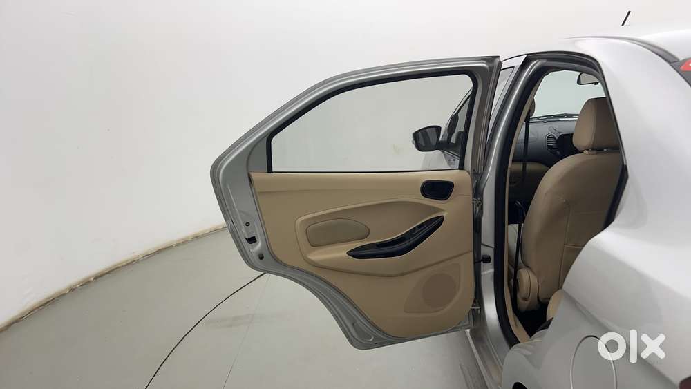 Ford Figo Aspire Titanium, 2016, Petrol