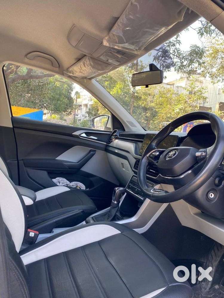 Skoda Kushaq 1.0 Tsi Ambition, 2022, Petrol