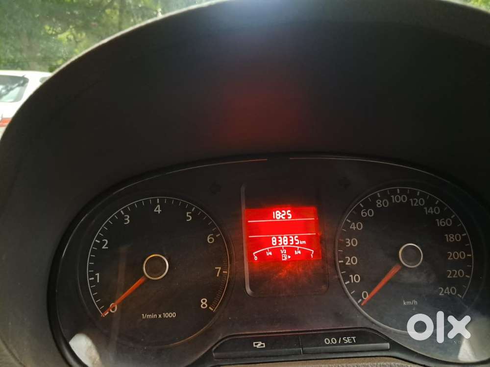 Volkswagen Vento Petrol 2011
