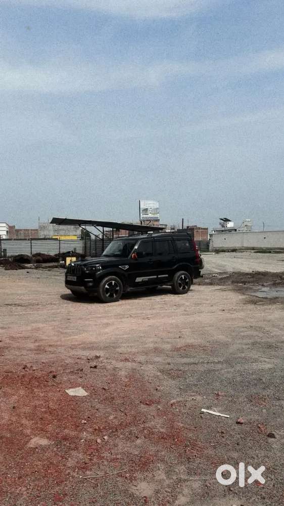 Mahindra Scorpio 2023 Diesel Manual