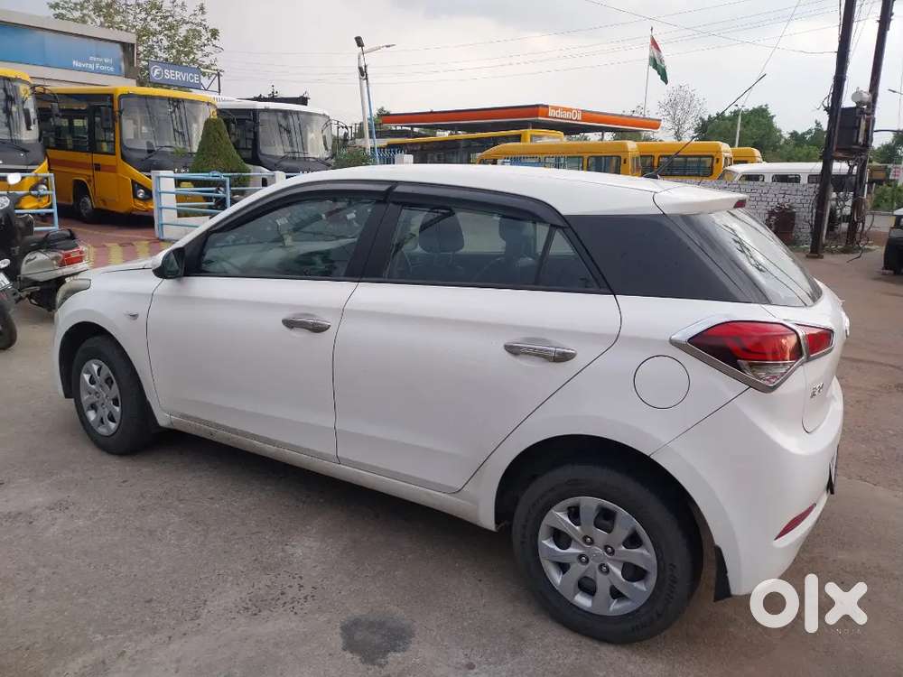 I20 Diesel Magna Sell Rs - 4 Lakh