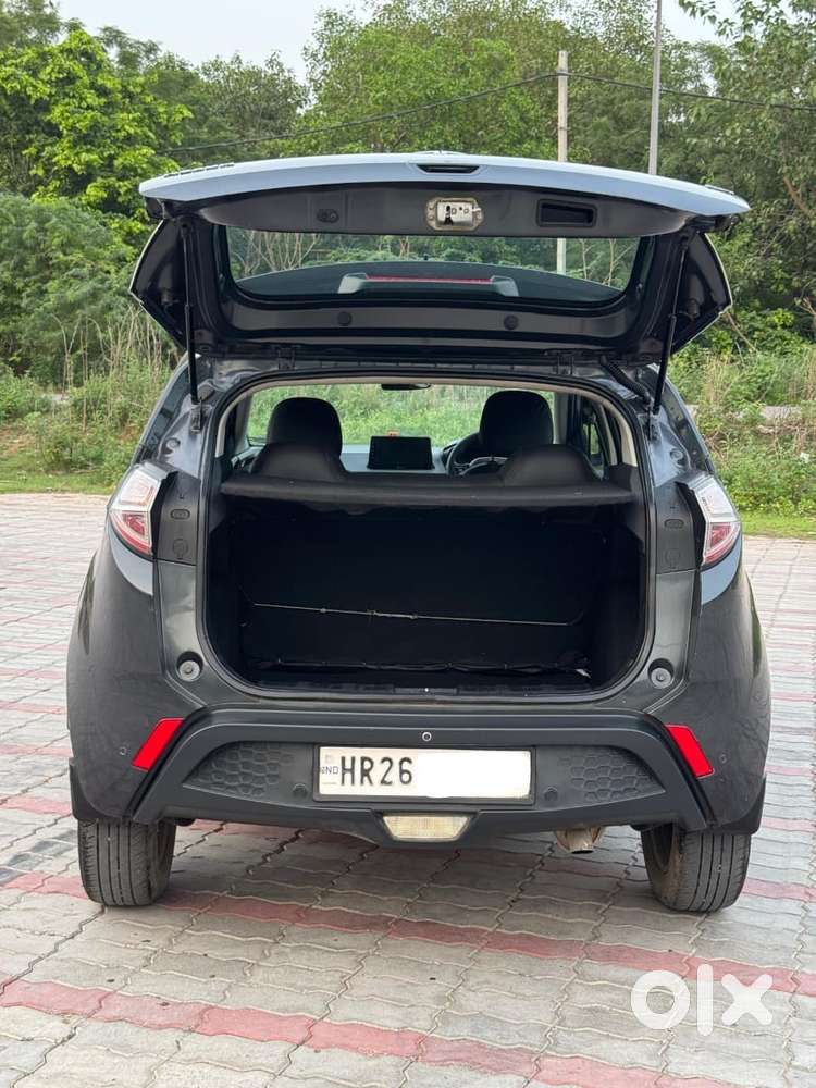 Tata Nexon 1.2 Revotron Xm (s), 2018, Diesel