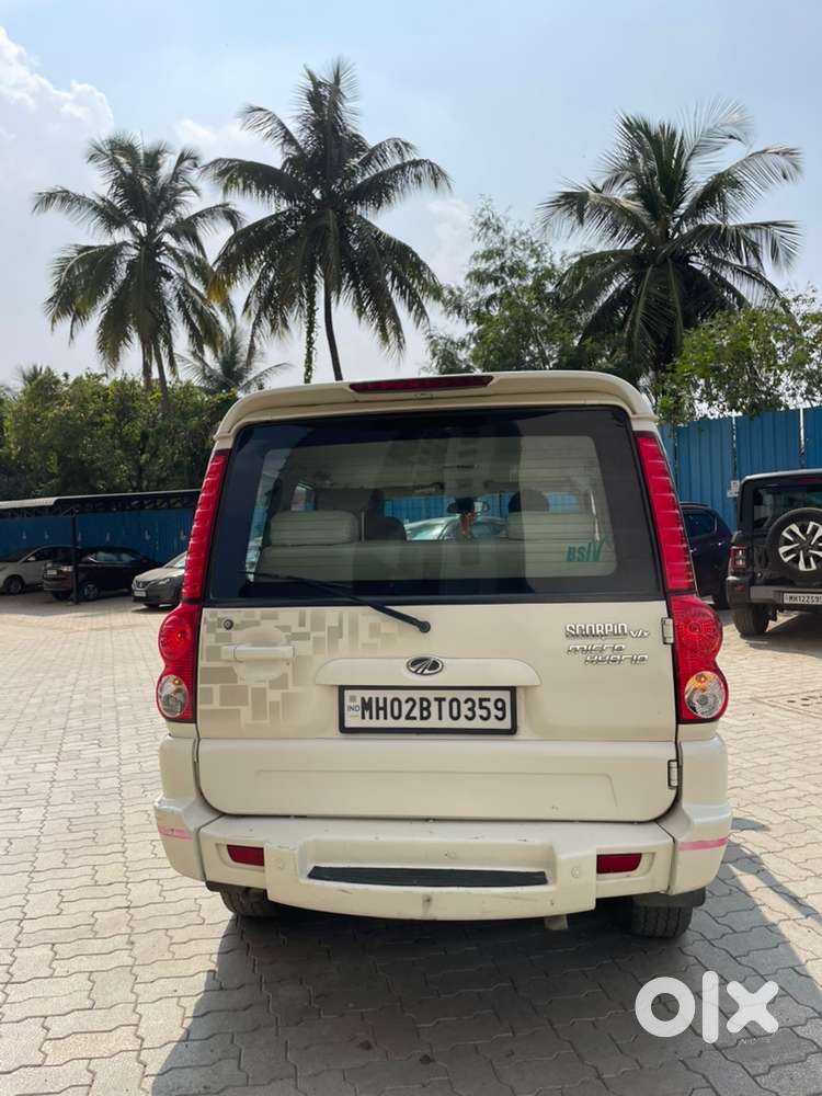 Mahindra Scorpio Airbag Bsiv