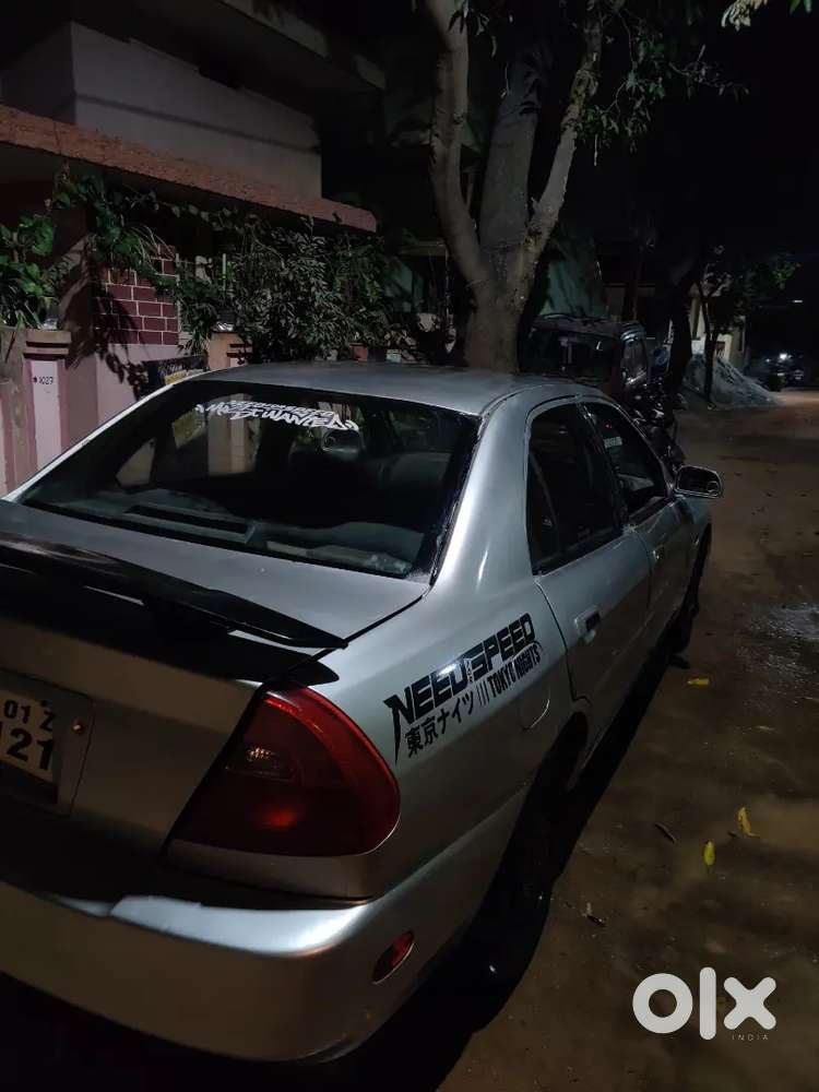Mitsubishi Lancer 2.0 Lxd 2004