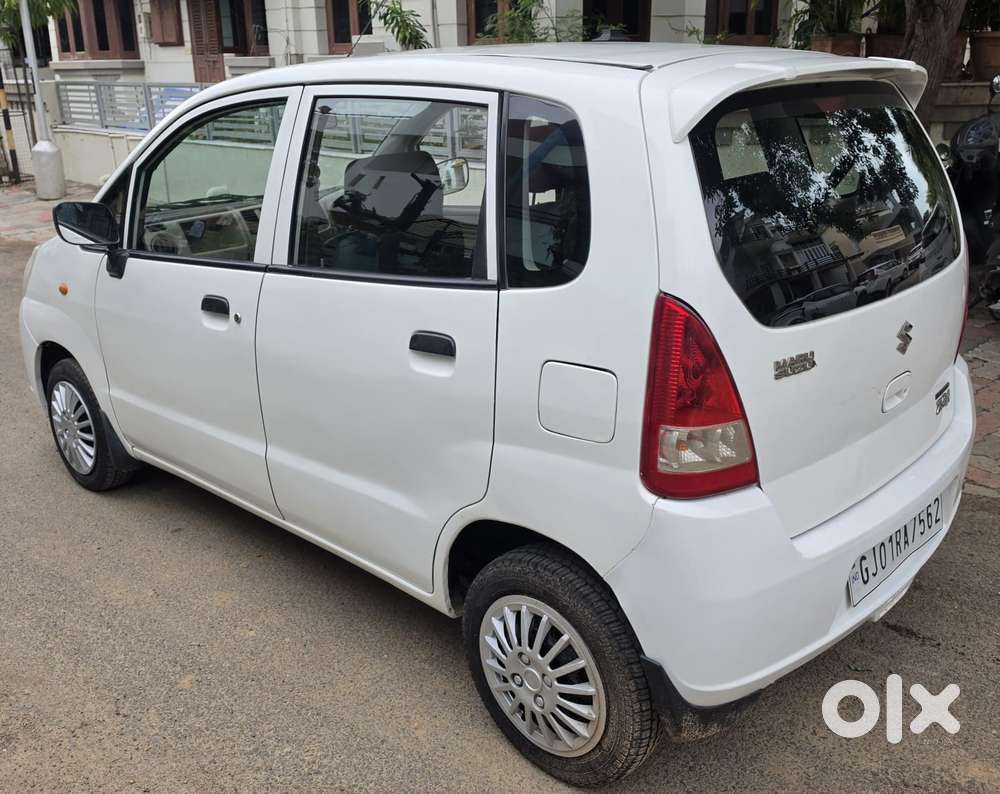 Maruti Suzuki Zen Estilo Lxi Bs Iv, 2013, Petrol