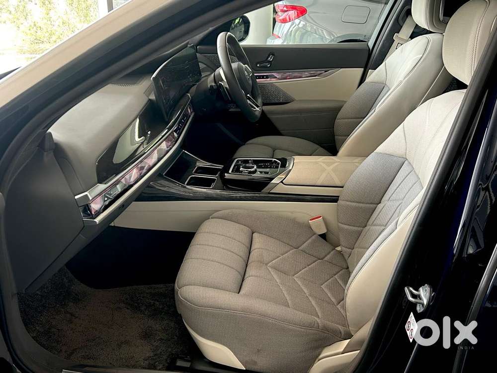 Bmw I7 M70 Xdrive, 2024, Electric