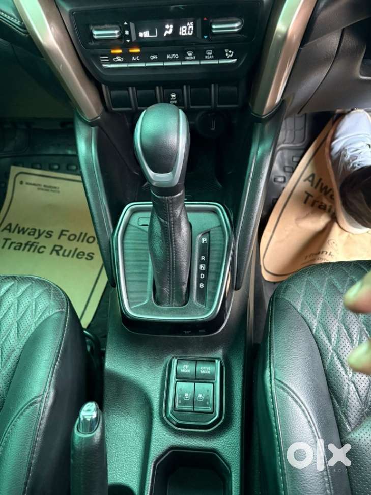 Maruti Suzuki Grand Vitara 1.5 Alpha Smart Hybrid At, 2022, Petrol