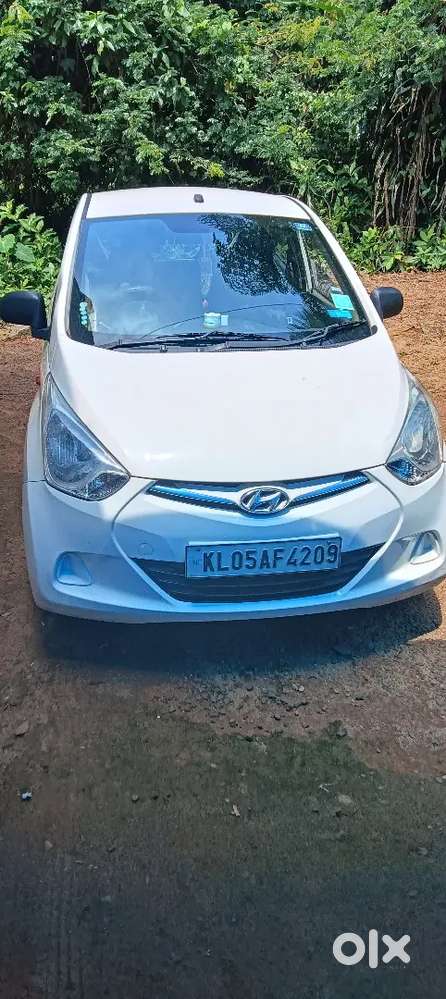 Hyundai Eon 2012 Petrol Well Maintained