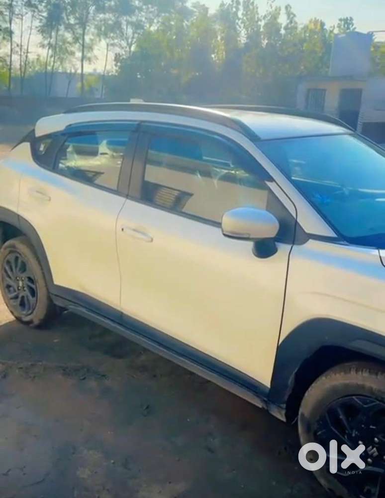 Maruti Suzuki Fronx 2024 Petrol 9990 Km Driven