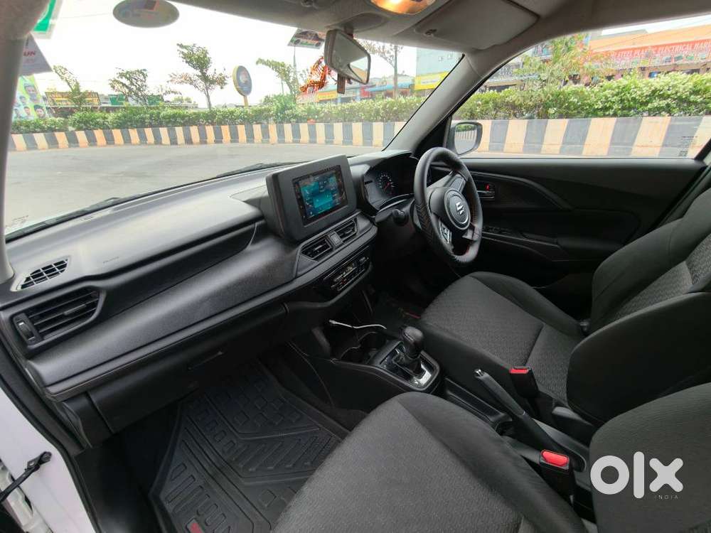 Selling My Maruti Suzuki Swift Vxi (o) Amt Petrol