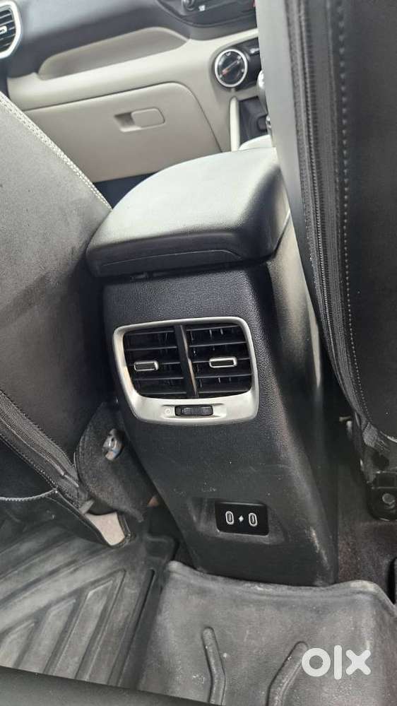 Hyundai Venue 1.2 S (o), 2023, Petrol