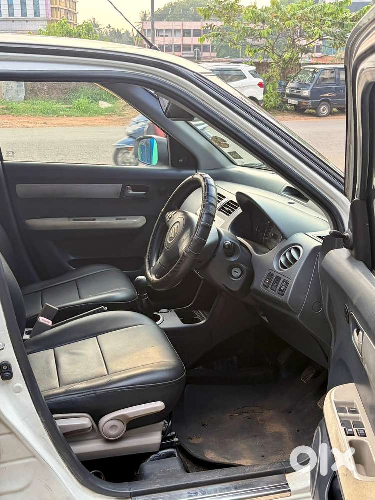 Maruti Suzuki Swift Dzire Zdi Bsiv, 2012, Diesel