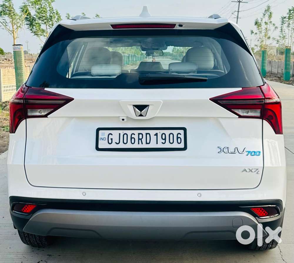 Mahindra Xuv700 2.2 Ax 7 Diesel Mt Luxury Pack Str, 2025, Diesel