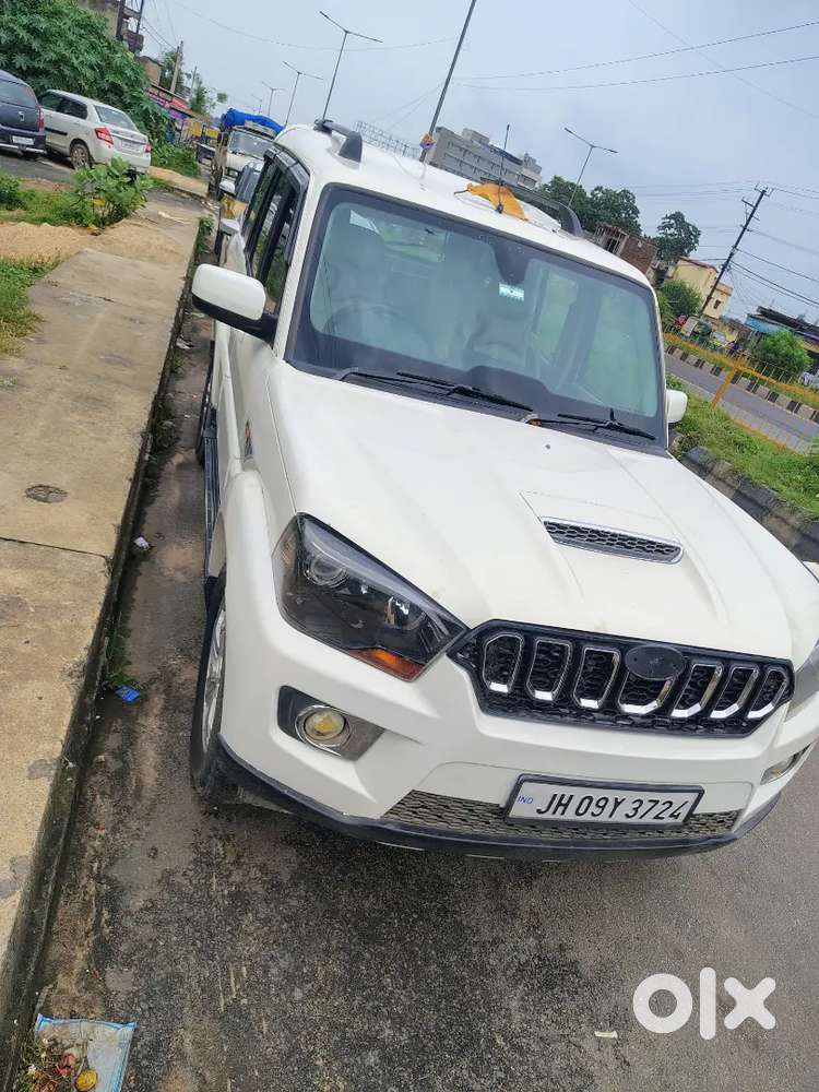Mahindra Scorpio Diesel 2015
