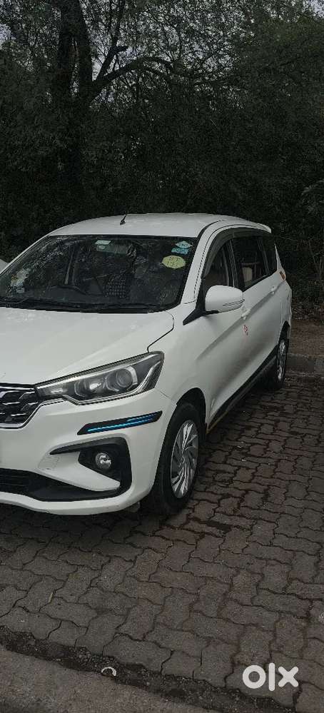 Maruti Suzuki Ertiga 2023 Cng & Petrol 121000 Km Driven