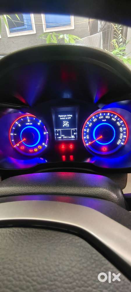 Mahindra Xuv300 2023 Diesel 29000 Km Driven