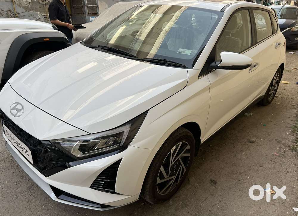 Hyundai I20 Asta (o) 1.2 Ivt, 2026, Petrol
