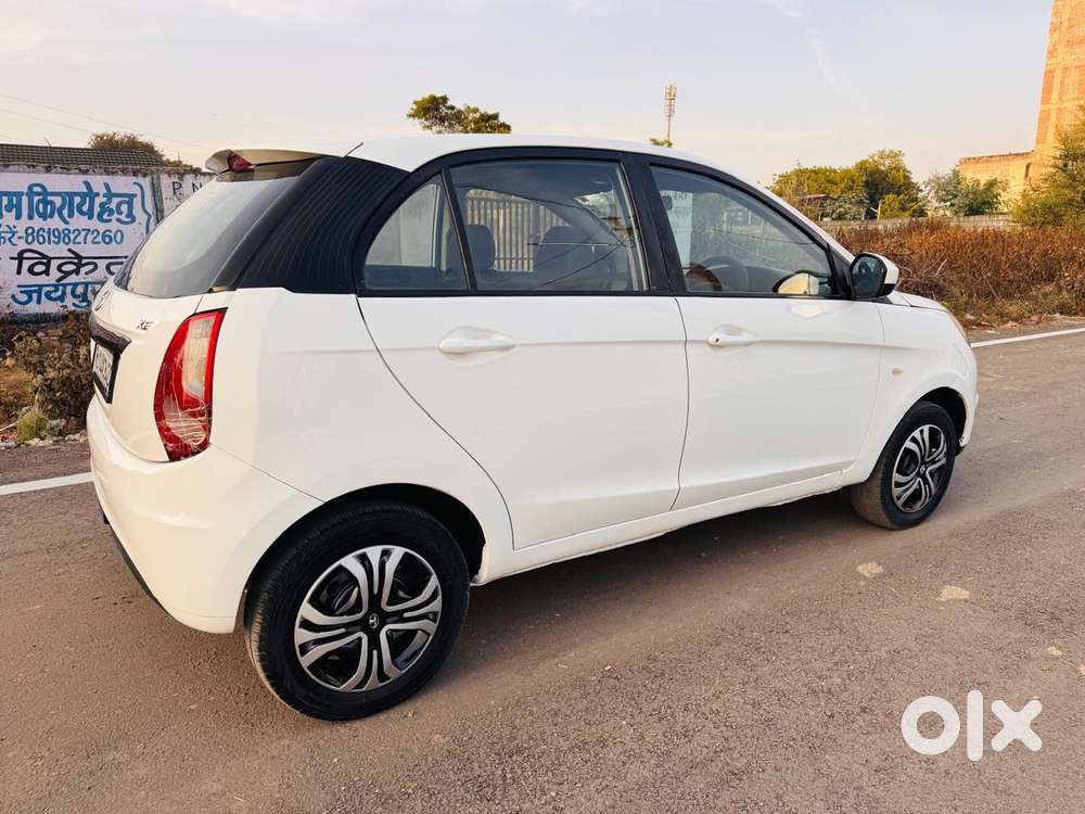 Tata Bolt Quadrajet Xe, 2015