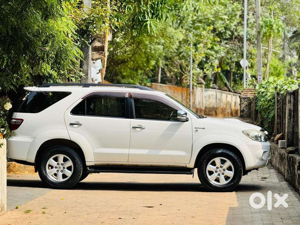 Toyota Fortuner 2010 Diesel Well Maintained
