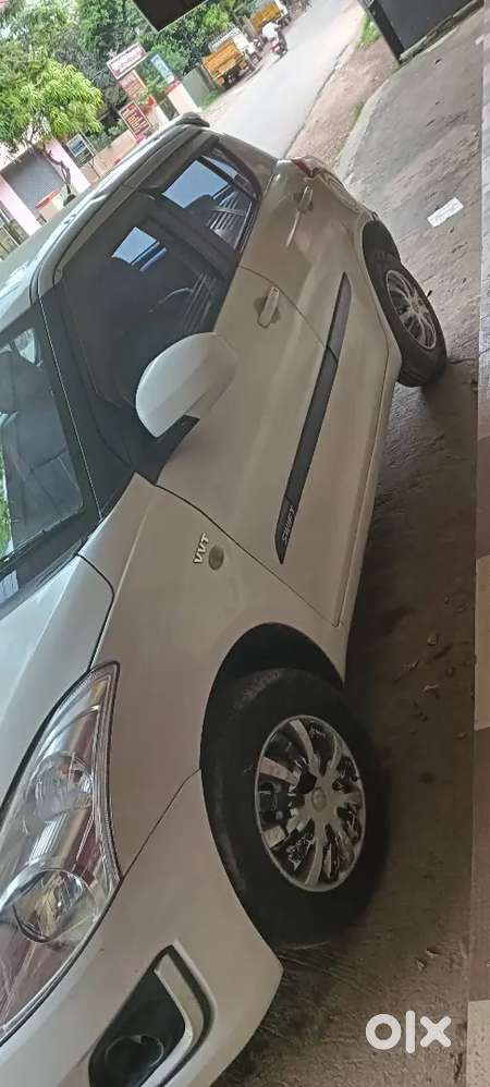 Maruti Suzuki Swift 2015 Petrol 64000 Km Driven