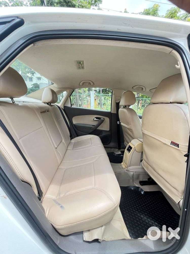 Volkswagen Vento 2010-2013 Petrol Highline, 2012, Petrol