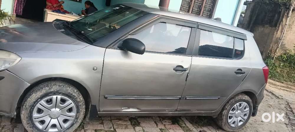 Skoda Fabia 2010 Model Year Petrol /cng Car