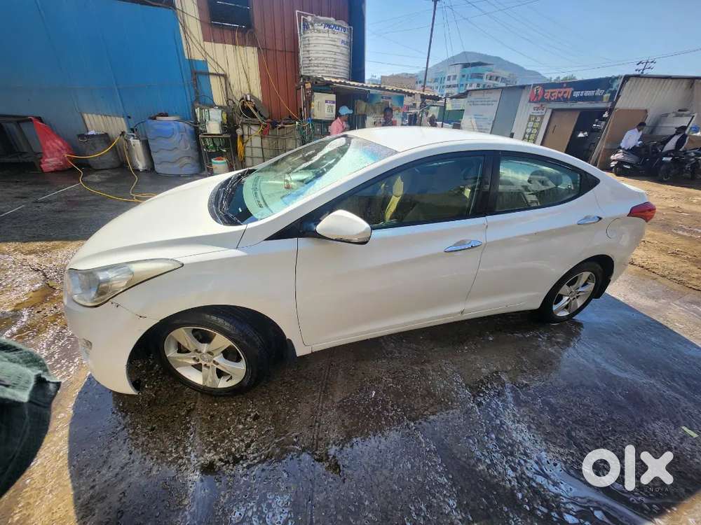 Hyundai New Elantra 2013