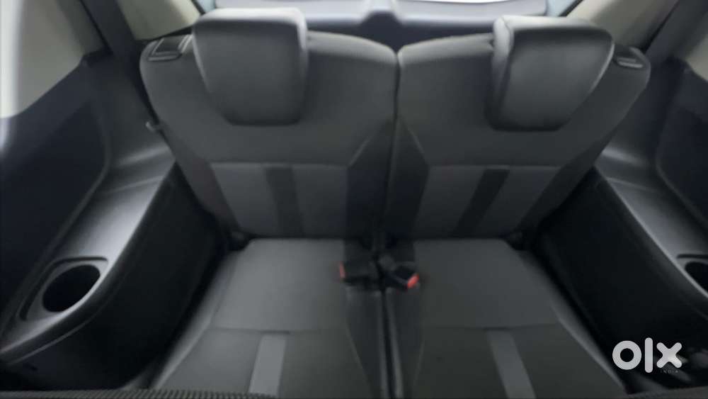 Maruti Suzuki Xl6 1.5 Zeta Mt, 2022, Petrol