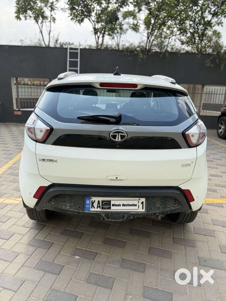 Tata Nexon 1.2 Revotron Xza Plus, 2019, Petrol