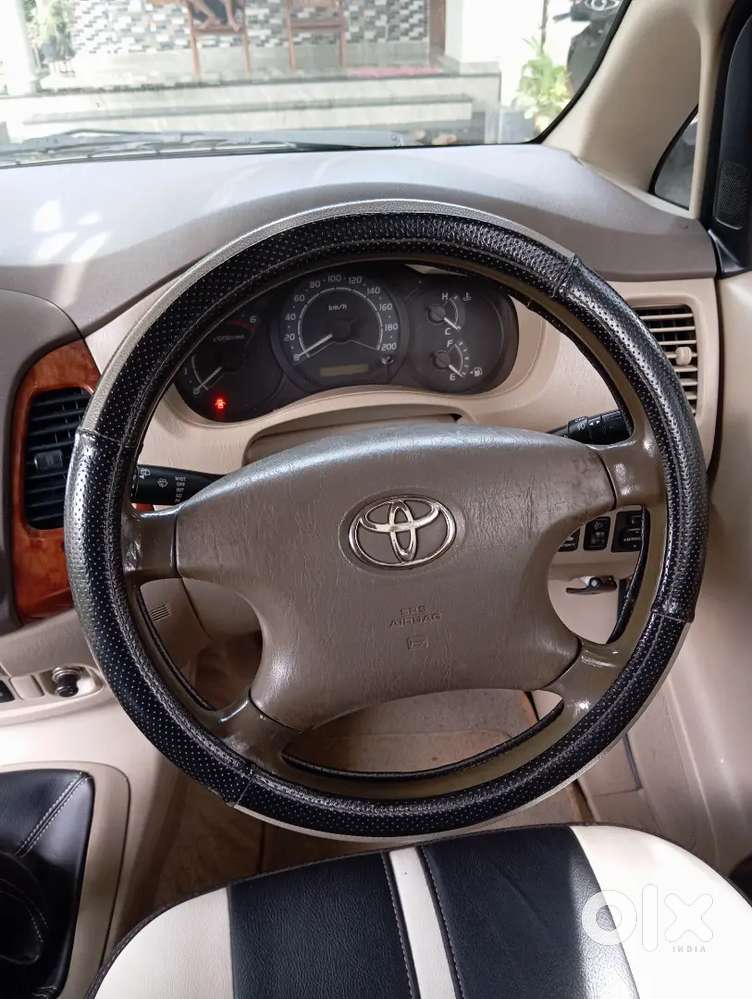 Toyota Innova 2010 Diesel 7 Seater &ndash; Well Maintained