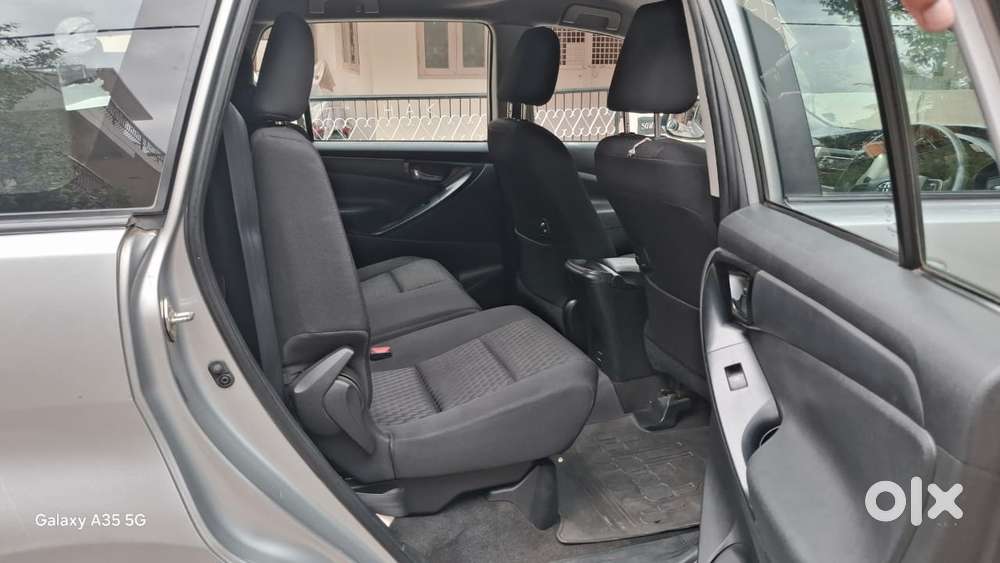 Toyota Innova Crysta 2.4 Gx Mt 8s, 2017, Diesel