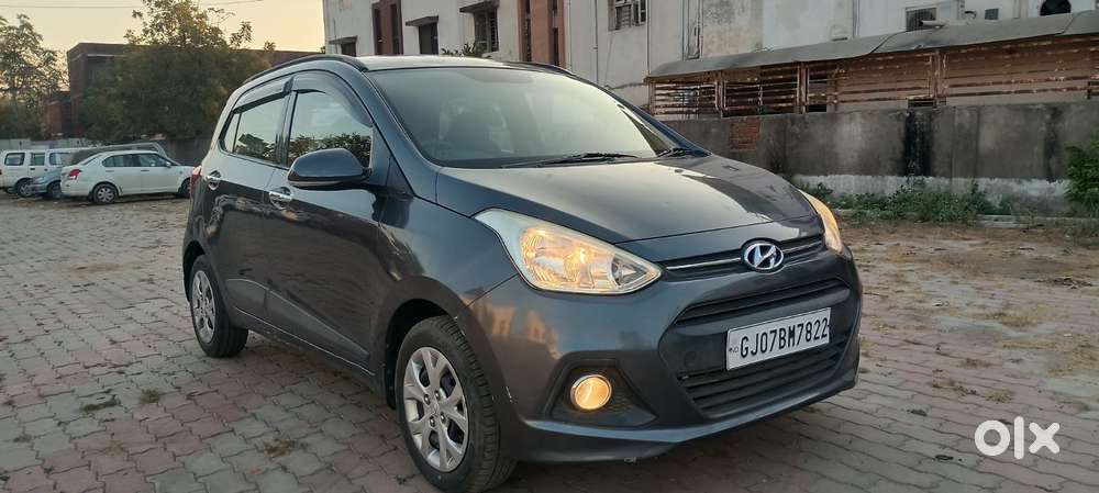 Hyundai Grand I10 2013-2016 Sportz, 2014, Petrol