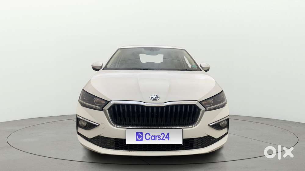 Skoda Slavia Style 1.0l Tsi Mt, 2022, Petrol