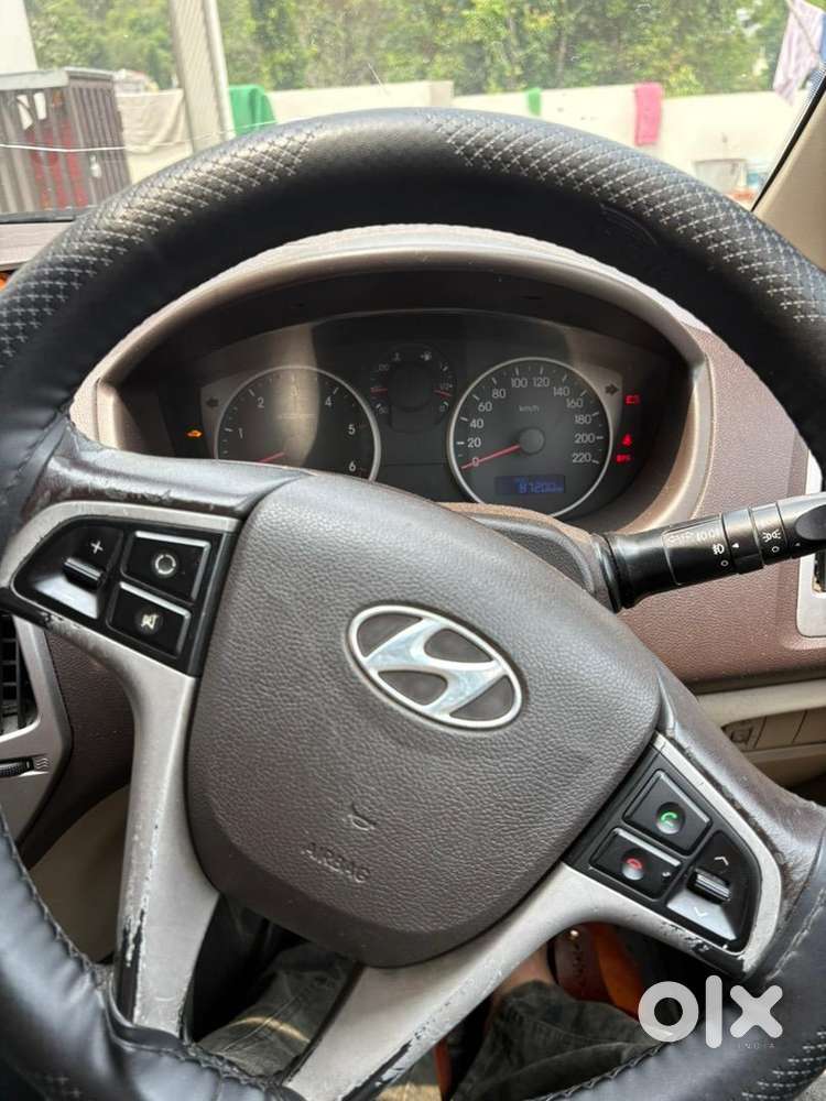 Hyundai I20 Top Model Diesel 2011  Well Maintained