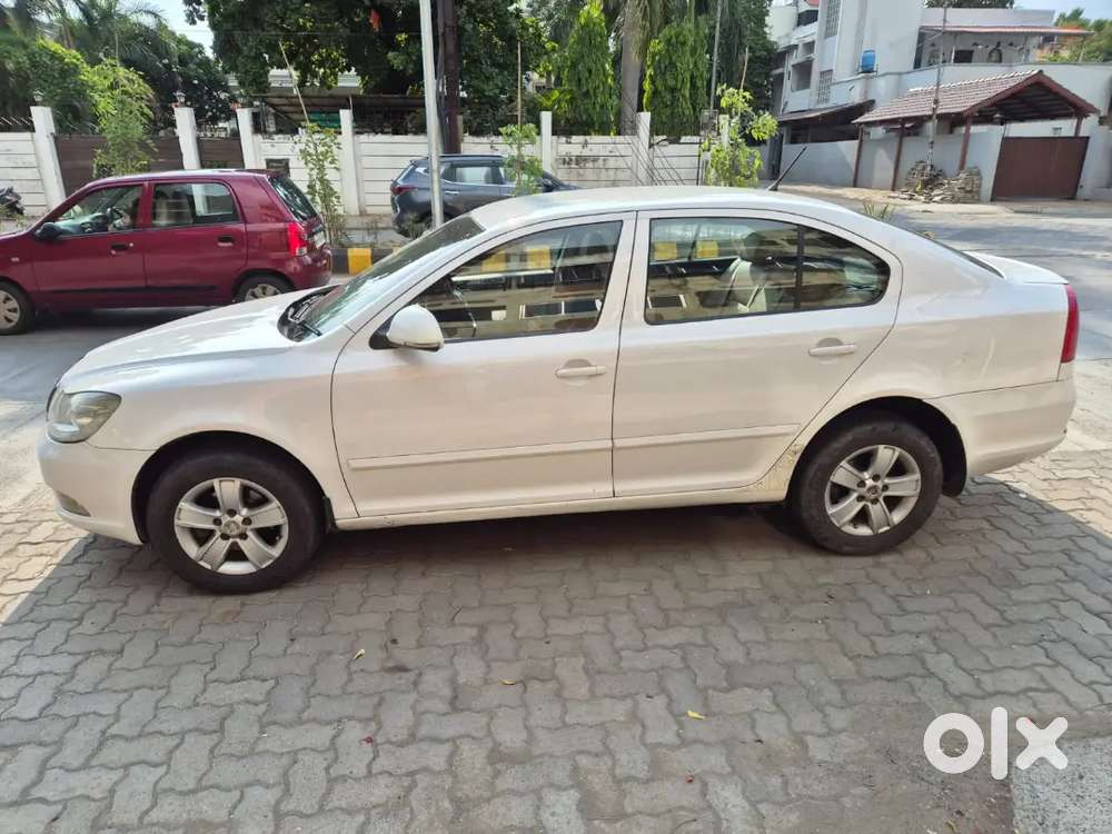 Skoda Laura 2012 Diesel 143000 Km Driven