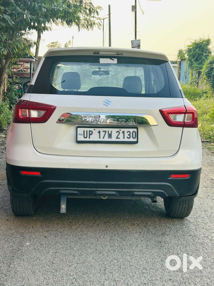 Maruti Suzuki Brezza 1.5 Lxi Smart Hybrid, 2022, Petrol