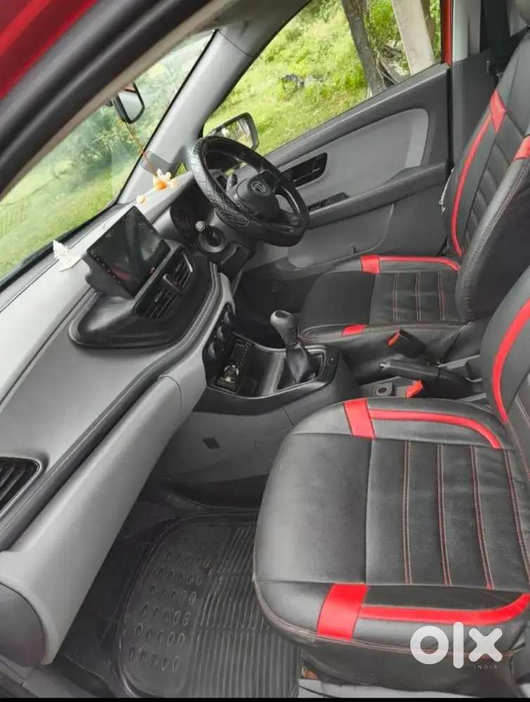 Tata Altroz 1.2 Xe 2020 Petrol Manual