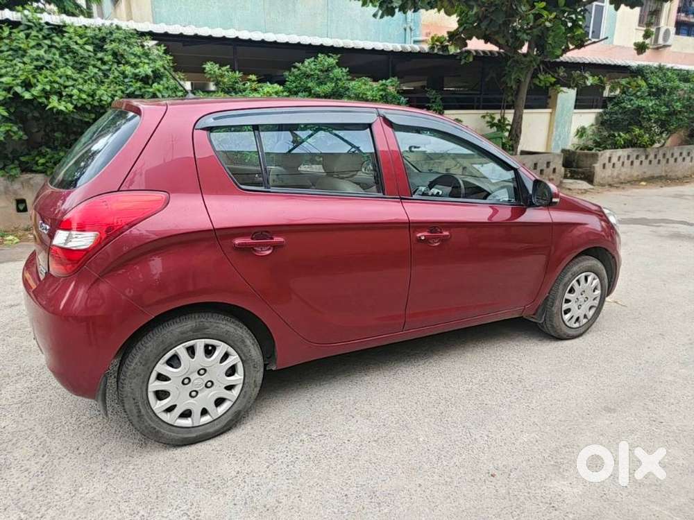 Hyundai I20 Sportz 1.2 Bs-iv, 2010, Petrol