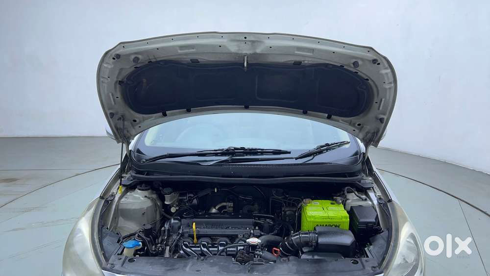 Hyundai Verna Fluidic 1.6 Vtvt Sx Automatic, 2013, Petrol