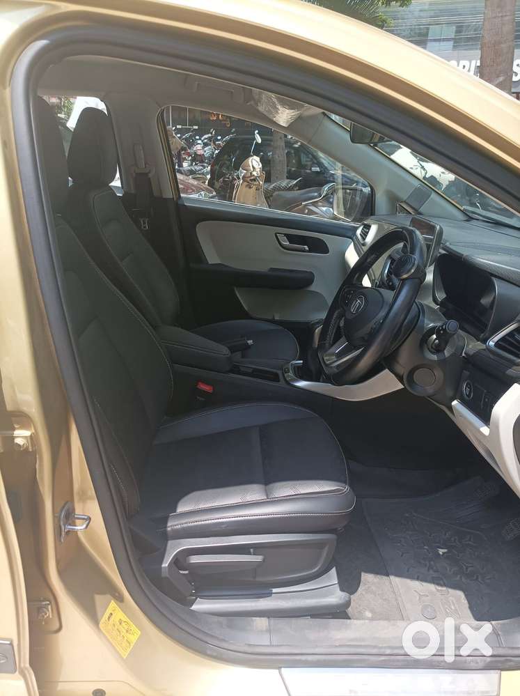 Tata Altroz 1.2 Xz Plus Petrol, 2021, Petrol