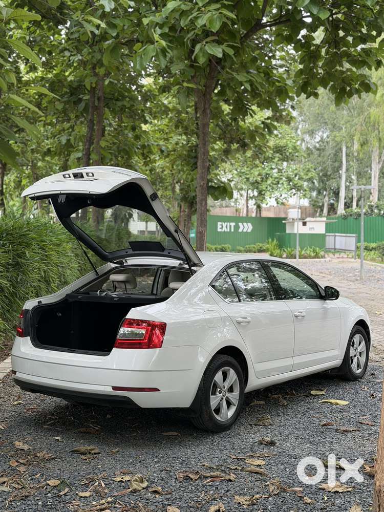 Skoda Octavia 1.8 Tsi Style At, 2018, Petrol