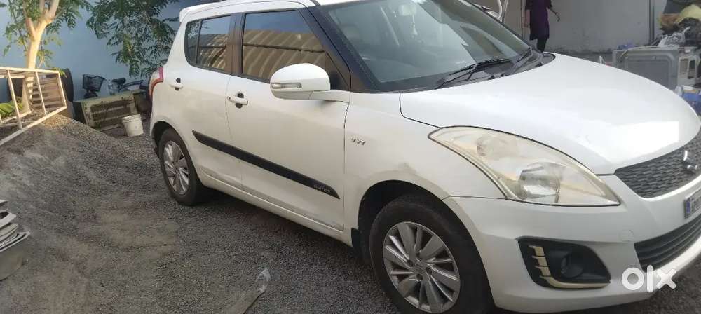 Maruti Suzuki Swift Zxi 2015 టాప్ మోడల్