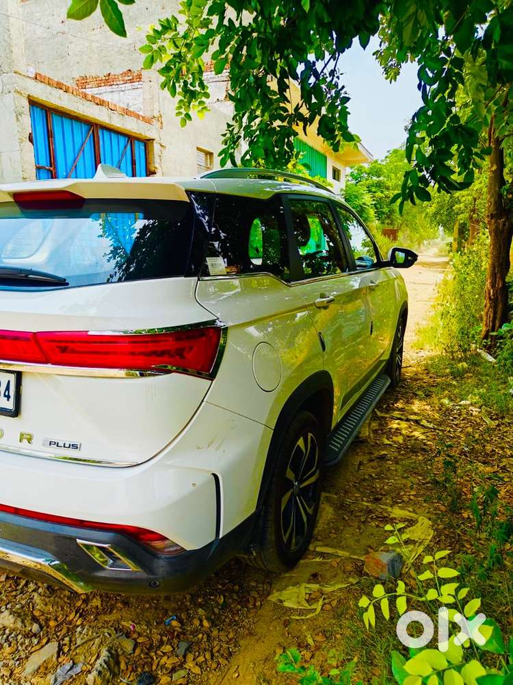 Mg Hector Plus Petrol 2025